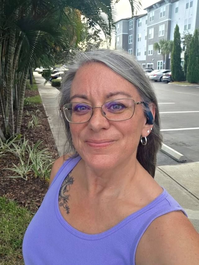 I’m available! Serious and mature mind only 💦🍇👅 - Image 2