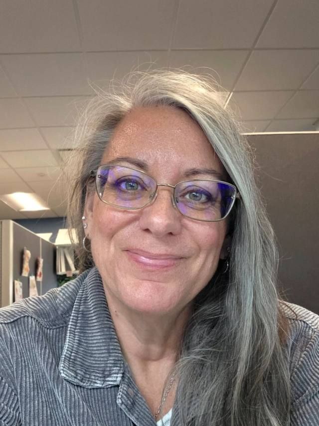 I’m available! Serious and mature mind only 💦🍇👅 - Image 3